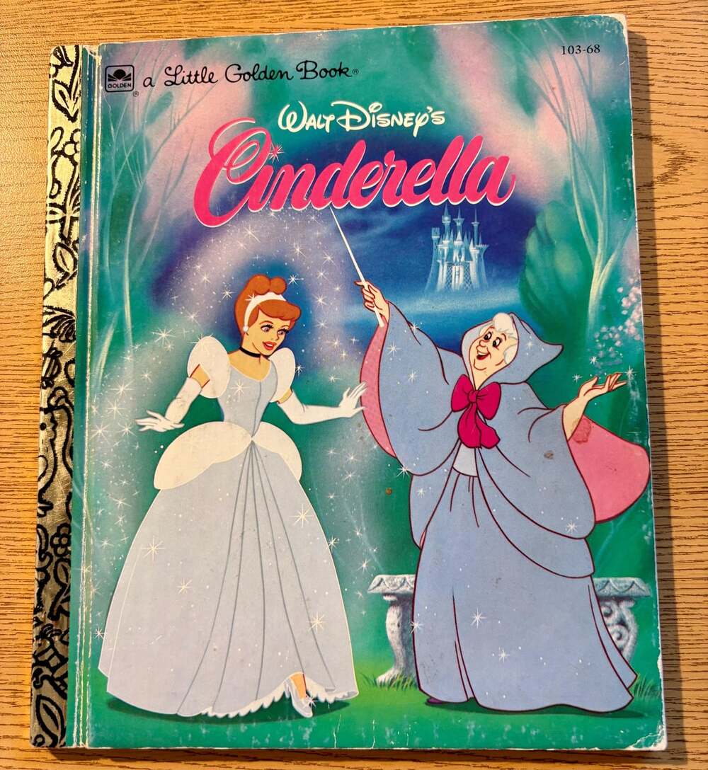 Vintage 1986 Little Golden Book – Cinderella (1950 Copyright)